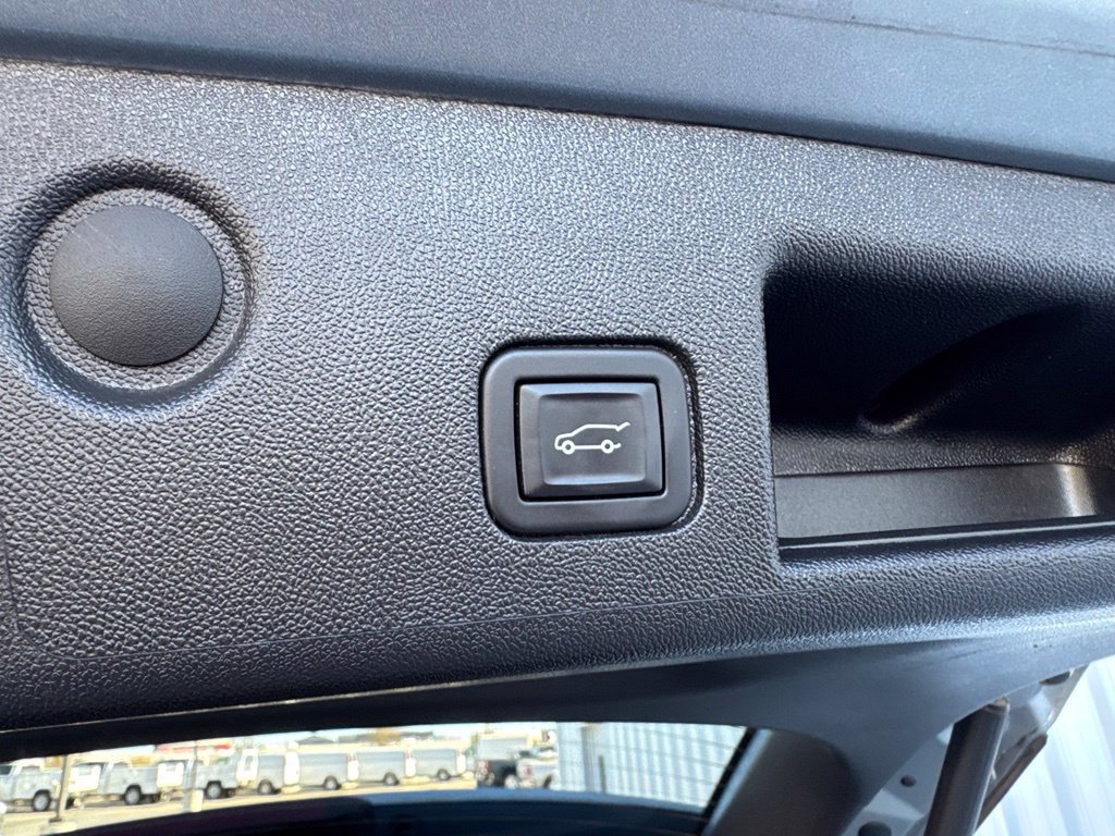 Used 2024 Chevrolet Equinox LT AWD/4WD image 35