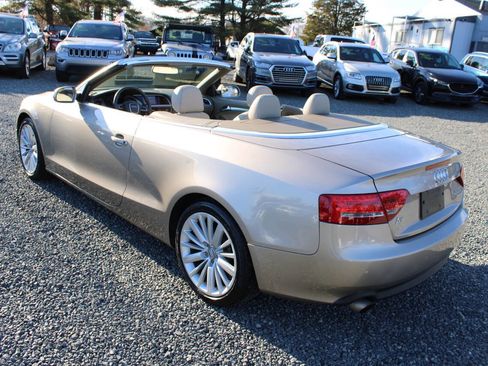 Used 2011 Audi A5 2.0T Premium Plus w/ Premium Plus Pkg image 9