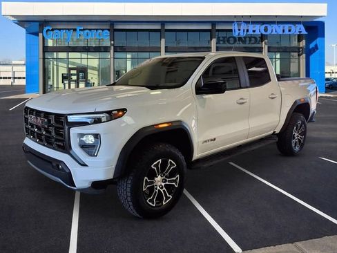 Used 2024 GMC Canyon AT4 AWD/4WD image 4