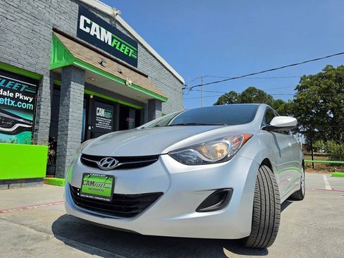 Used 2013 Hyundai Elantra GLS FWD image 54
