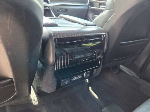 Certified 2023 Jeep Wagoneer L Series II RWD image 7