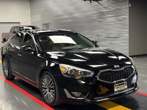 Used 2015 Kia Cadenza Premium w/ Technology Package image 6