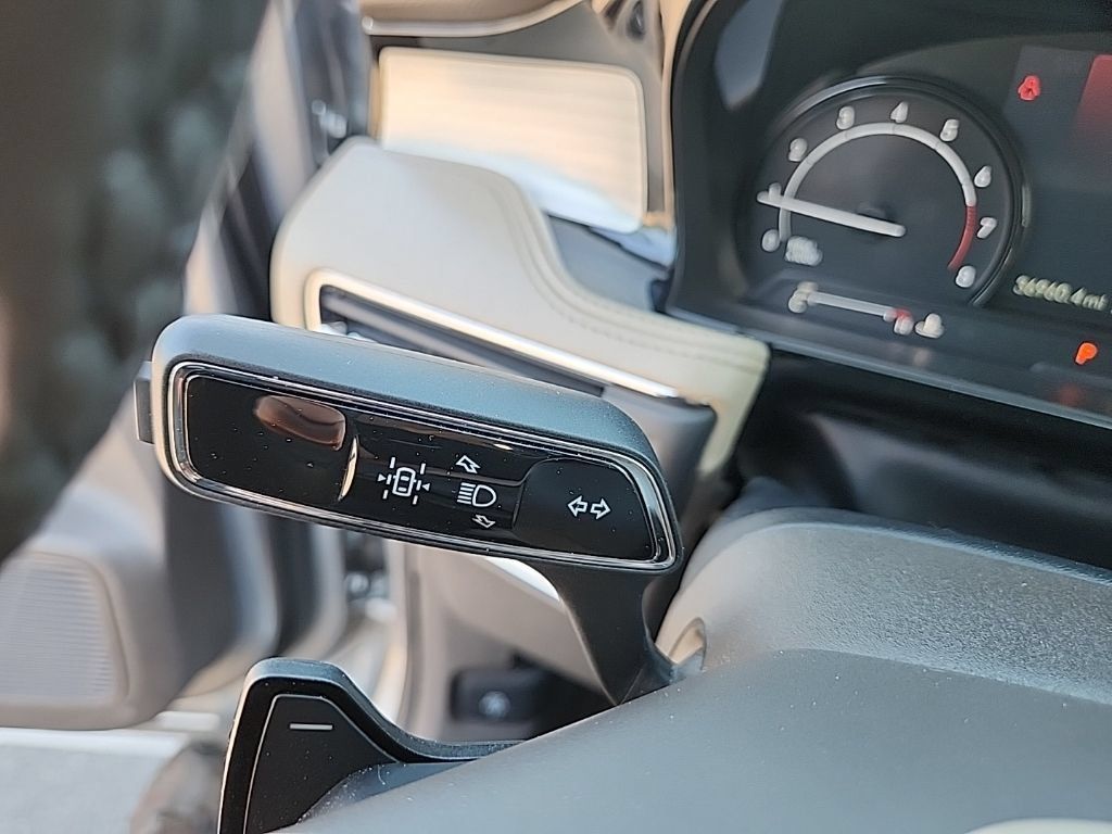 Used 2022 Lincoln Corsair FWD image 17