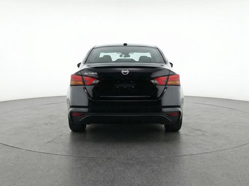 Used 2025 Nissan Altima 2.5 SV FWD image 7