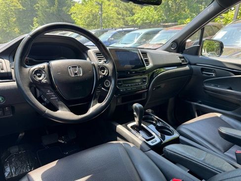 Used 2017 Honda Ridgeline Black Edition image 12