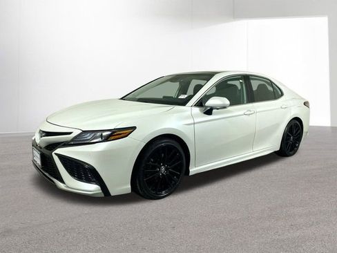 Used 2021 Toyota Camry XSE image 24