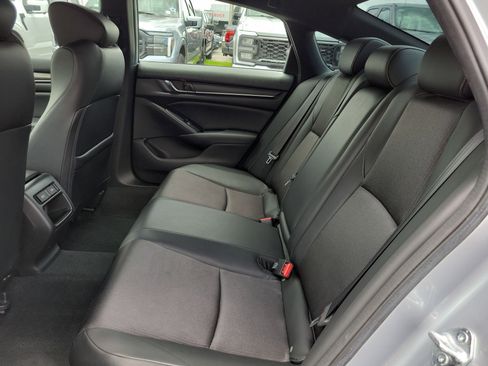 Used 2021 Honda Accord Sport image 19