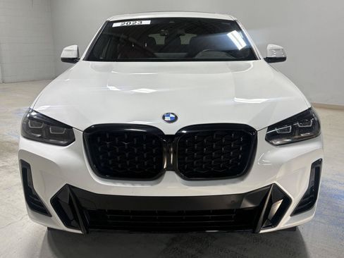 Used 2023 BMW X4 xDrive30i w/ M Sport Package AWD/4WD image 11