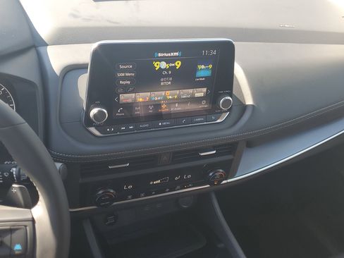 Certified 2026 Nissan Rogue SV image 22