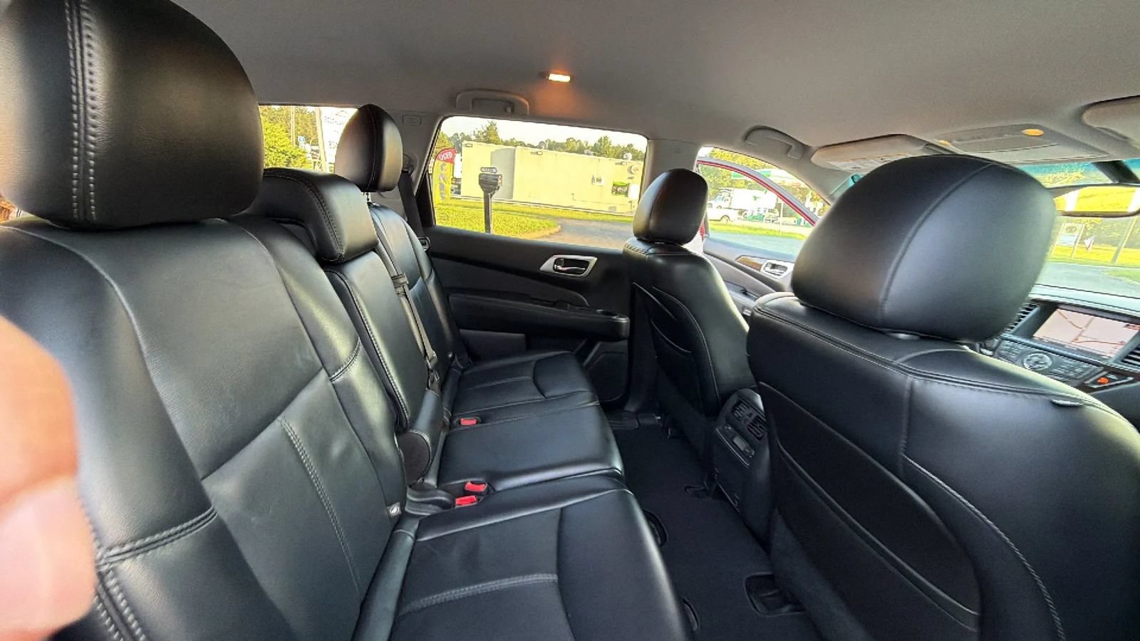 Used 2014 Nissan Pathfinder SL w/ SL Tech Package AWD/4WD image 55