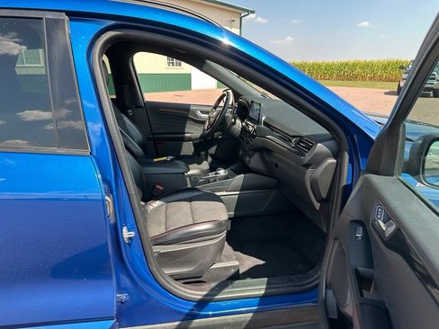 Used 2023 Ford Escape ST-Line AWD/4WD image 28