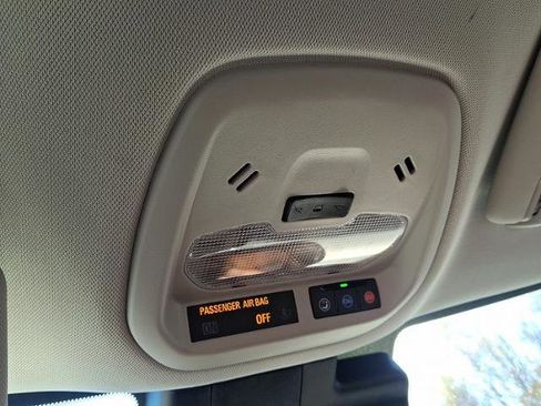 Used 2024 Chevrolet Trax LT image 24