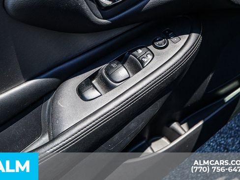 Used 2023 Nissan Murano SV image 33