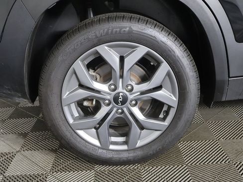 Used 2024 Kia Seltos S AWD/4WD image 21