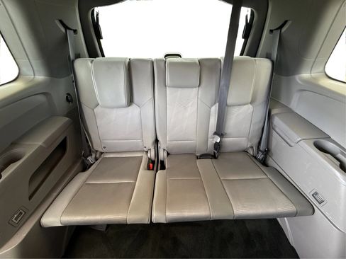 Used 2015 Honda Pilot LX image 25