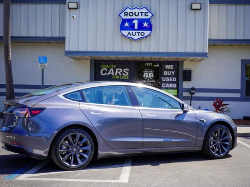 Used 2018 Tesla Model 3 Long Range image 6
