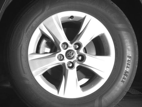 Used 2025 Toyota Grand Highlander FWD image 9