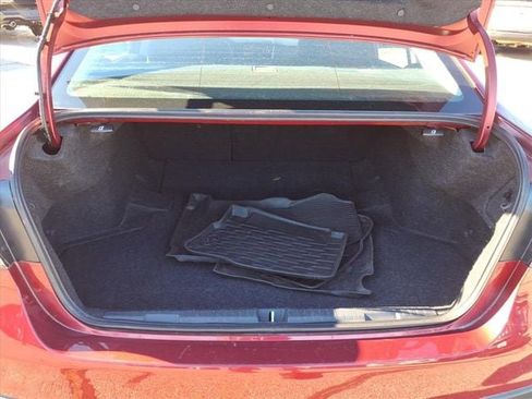 Used 2022 Subaru Legacy Premium image 9