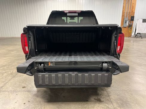 Certified 2024 GMC Sierra 1500 SLT w/ SLT Premium Plus Package AWD/4WD image 12