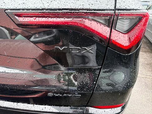 Used 2023 Acura MDX A-Spec AWD/4WD image 8