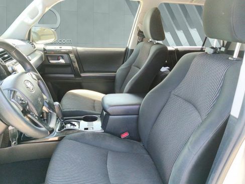 Used 2016 Toyota 4Runner Trail AWD/4WD image 7