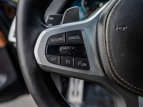 Used 2023 BMW X6 xDrive40i w/ Executive Package image 6