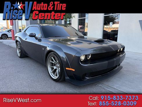 Used 2015 Dodge Challenger R/T Scat Pack w/ Leather Interior Group RWD image 1