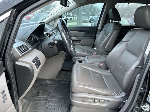 Used 2015 Honda Odyssey Touring Elite image 13