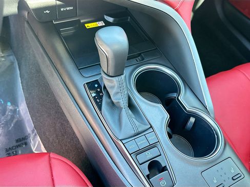 Used 2024 Toyota Camry XSE w/ Navigation Package image 17