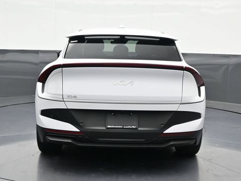 Used 2025 Kia EV6 Light RWD image 4