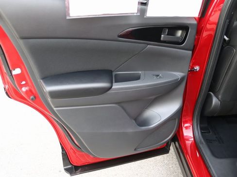 Used 2025 Mitsubishi Eclipse Cross ES image 4