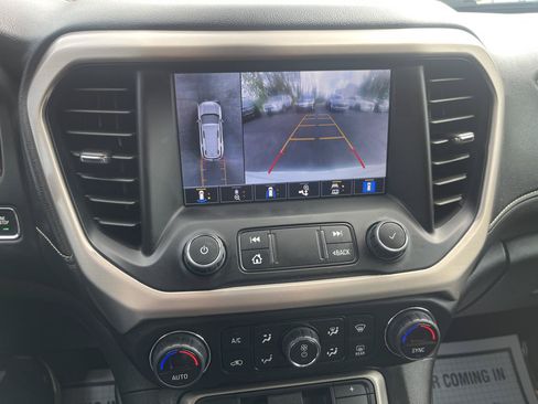 Used 2023 GMC Acadia Denali w/ Denali Ultimate Package AWD/4WD image 24