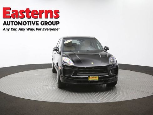 Used 2022 Porsche Macan AWD/4WD image 56