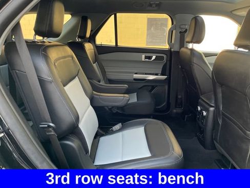Used 2024 Ford Explorer XLT w/ Equipment Group 202A AWD/4WD image 35