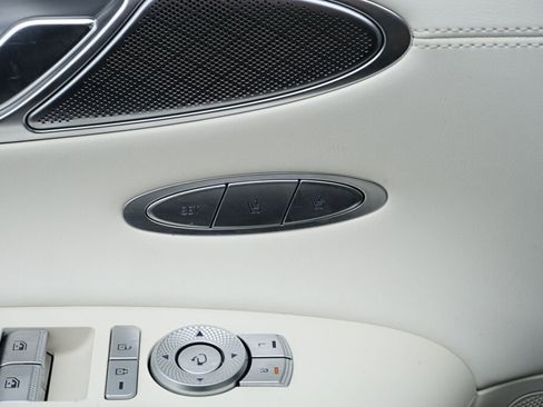 Used 2025 Genesis Electrified GV70 Advanced w/ Prestige Package image 20