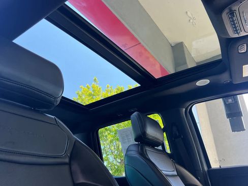 Used 2022 Ford F150 Raptor w/ Equipment Group 801A High image 17