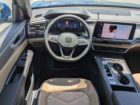 New 2026 Volkswagen Atlas Cross Sport SE FWD image 16