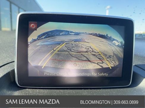 Used 2015 MAZDA MAZDA3 i Touring w/ Technology Package FWD image 8