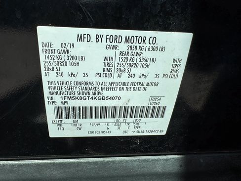 Used 2019 Ford Explorer Sport w/ Ford Safe & Smart Package AWD/4WD image 37