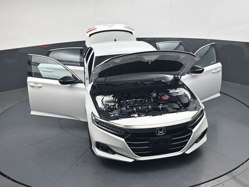 Used 2022 Honda Accord Sport image 39