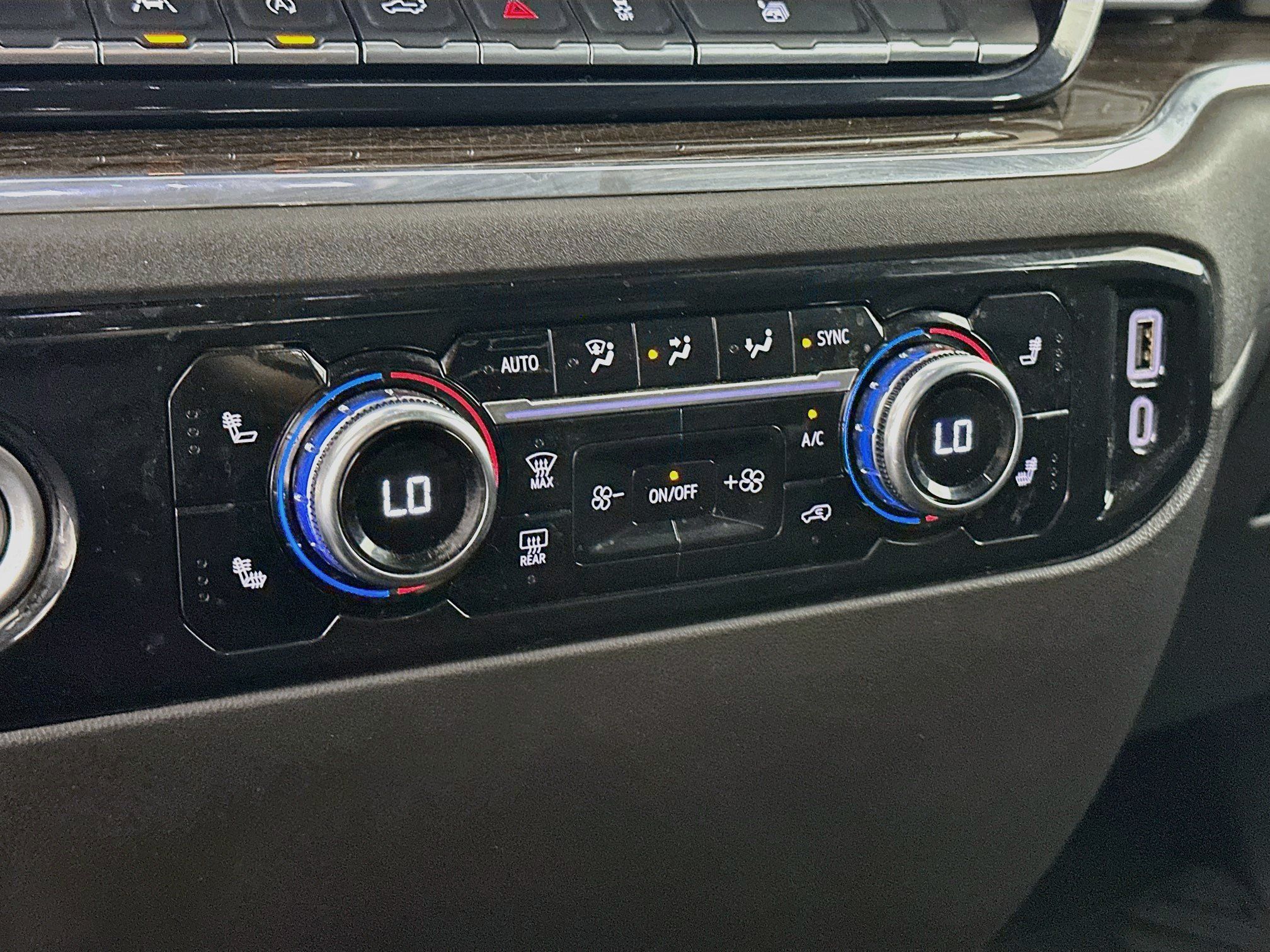 Used 2024 GMC Sierra 1500 Elevation AWD/4WD image 24