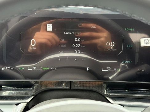 New 2026 Kia Carnival SX FWD image 25