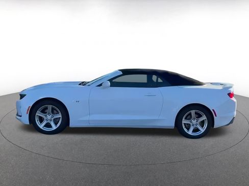 Used 2023 Chevrolet Camaro LT image 11