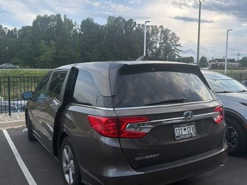 Used 2020 Honda Odyssey EX image 7