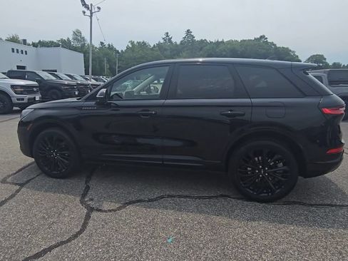 Used 2023 Lincoln Corsair AWD w/ Equipment Group 101A image 16