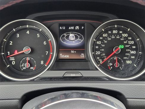 Used 2019 Volkswagen Golf 4-Door image 14