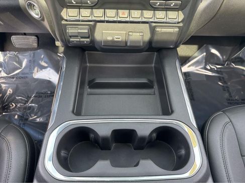 Used 2021 Chevrolet Silverado 1500 LT Trail Boss w/ Convenience Package II AWD/4WD image 24