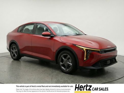 Used 2025 Kia K4 FWD image 1