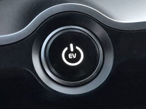 New 2025 Kia EV6 Light w/ Light LR Technology Package image 26