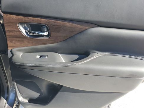 Used 2020 Nissan Murano Platinum image 45